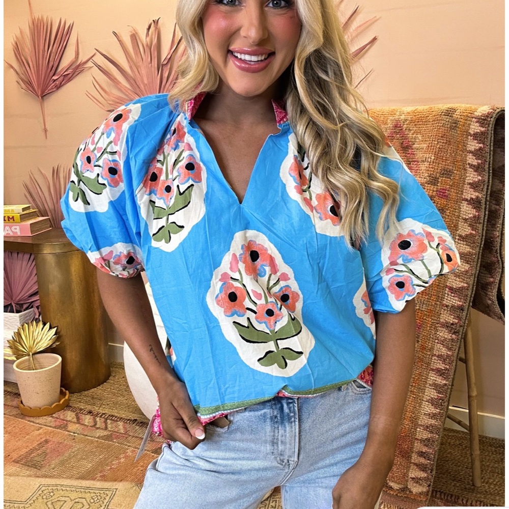 NWT UMGEE Blue Floral Blouse with Pink Accents